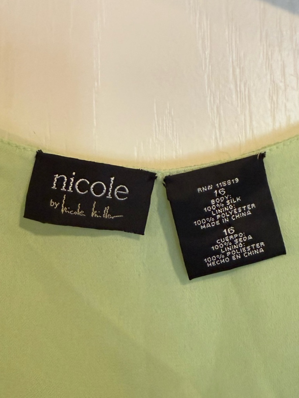 Nicole Miller y2k 2000s green sleeveless silk blouse shark bite hem size 16 - Picture 2 of 6